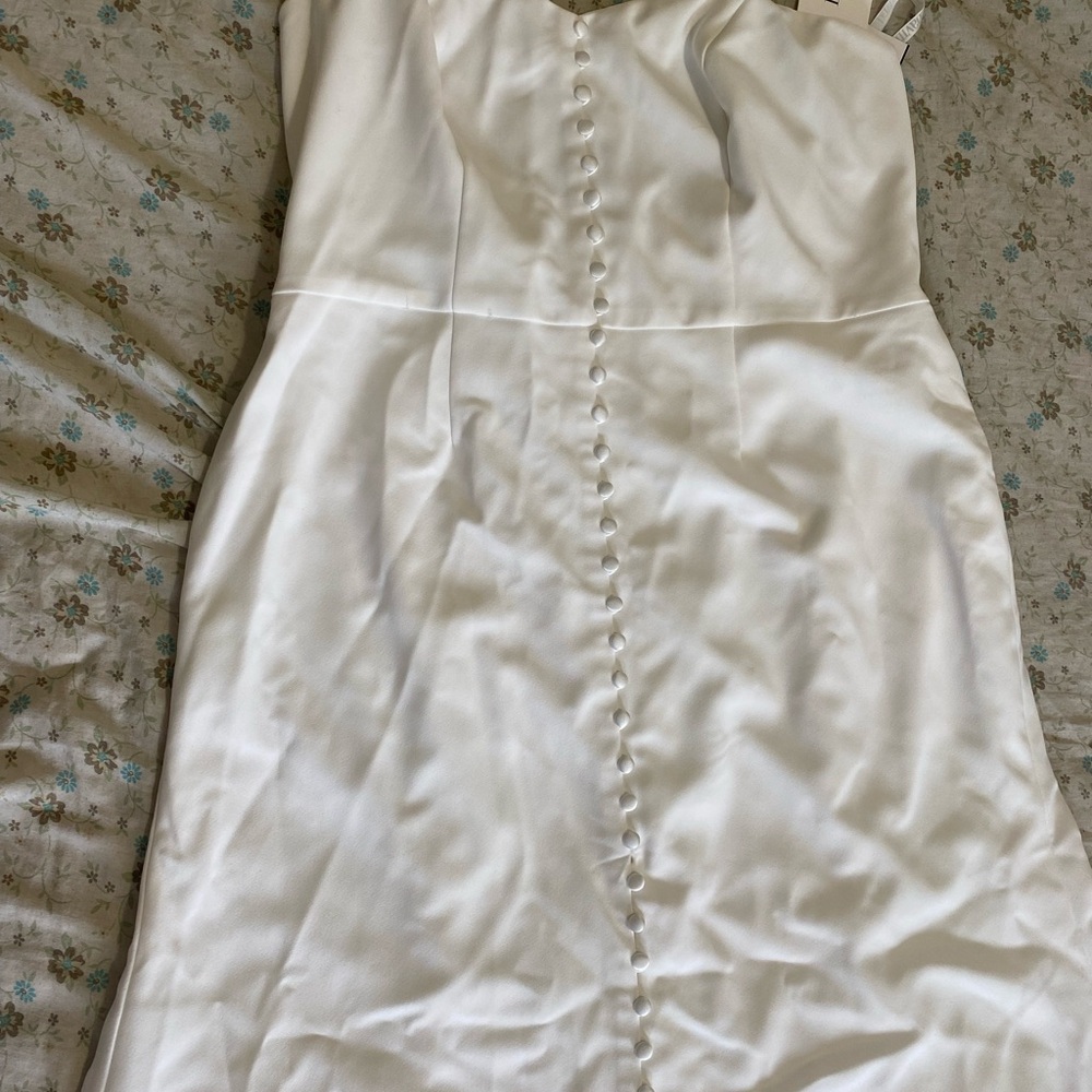 David's Bridal Cream Sheath Wedding Dress Sweetheart Neckline